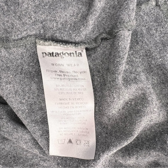Patagonia Gray and Blue Short Sleeve Tee.‎ Men’s Large. Cotton - Picture 5 of 7